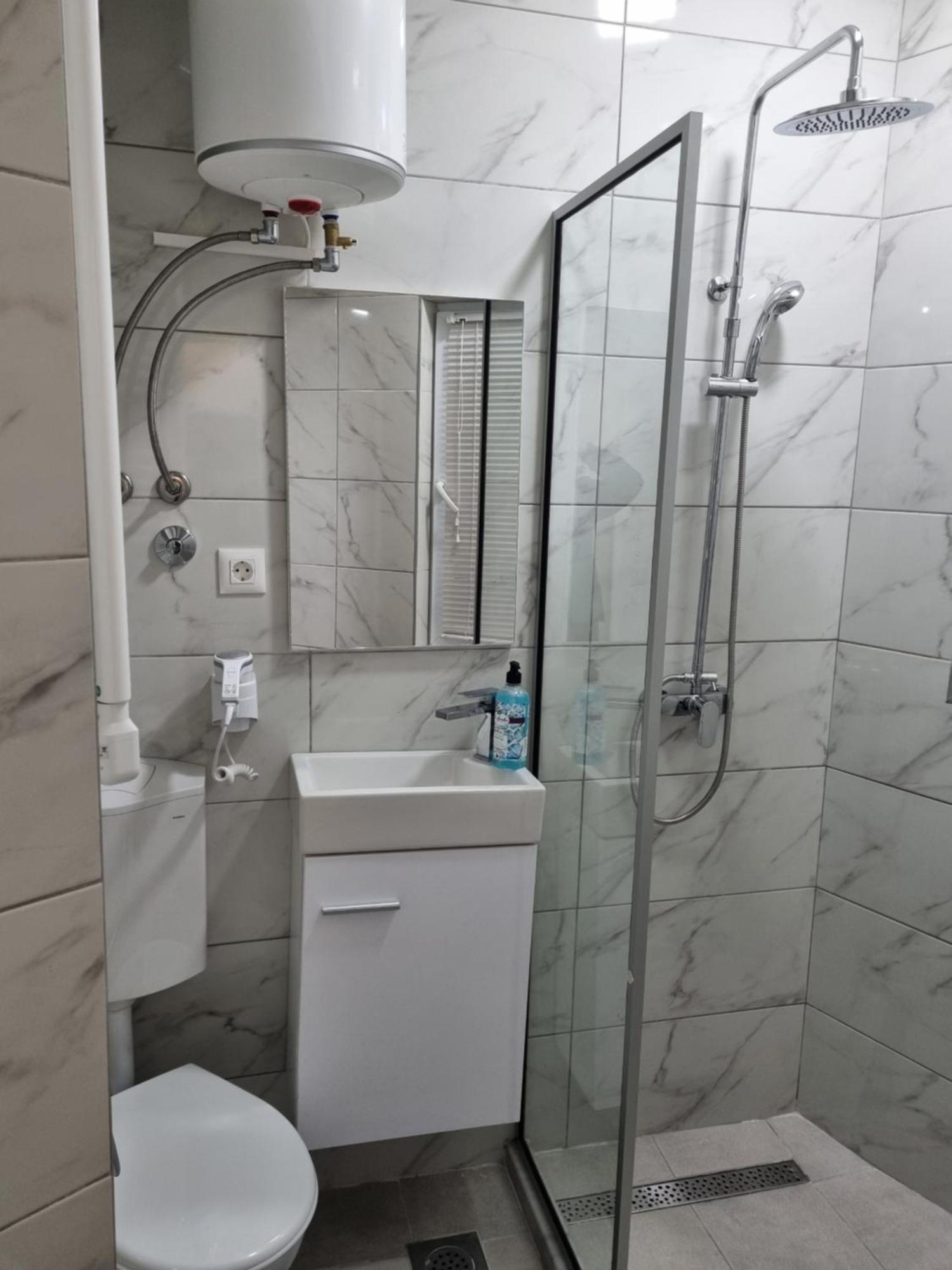 Apartments Deni โมสตาร์ ภายนอก รูปภาพ